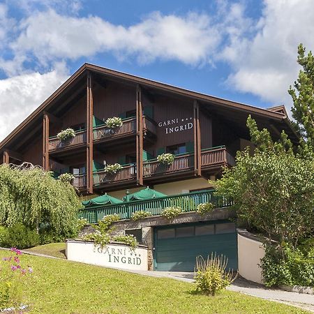 Garni Ingrid Hotel Dobbiaco Bagian luar foto